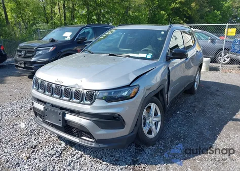 2023 Jeep Compass Latitude 4X4 from USA, damaged, VIN 3C4NJDBN6PT503886